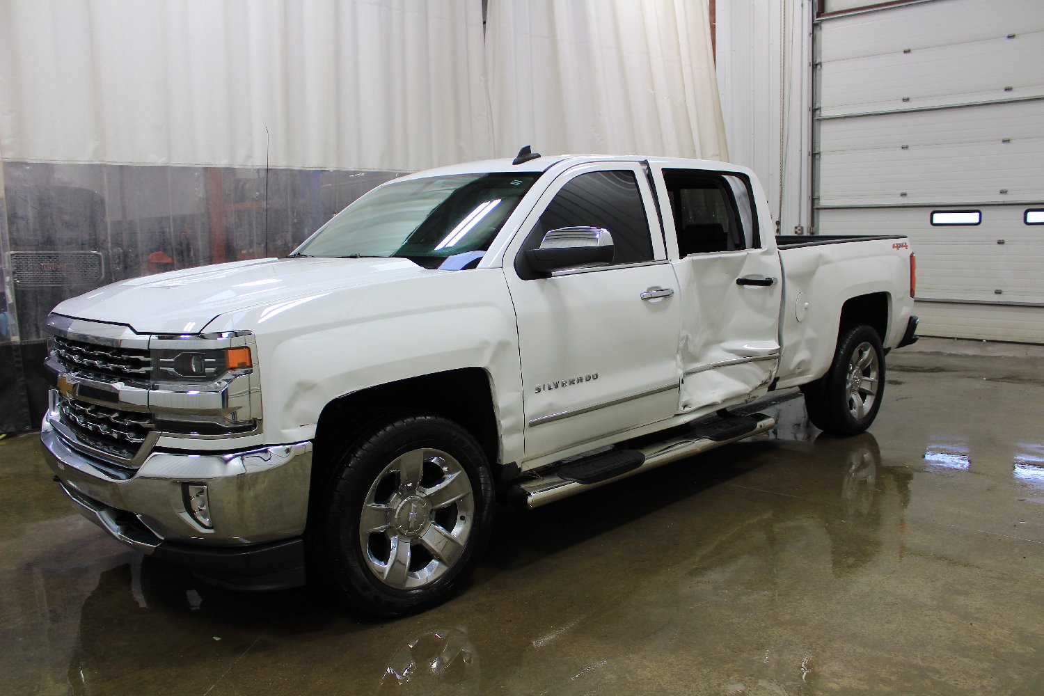 2016 Chevrolet Silverado 1500 LTZ #295524